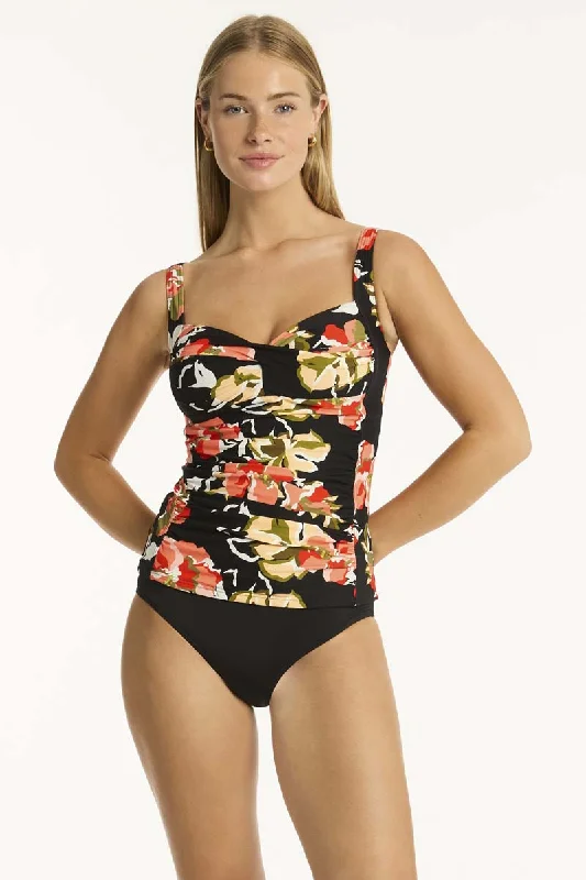 chic halter swimwear-Juniper Twist Front Tankini